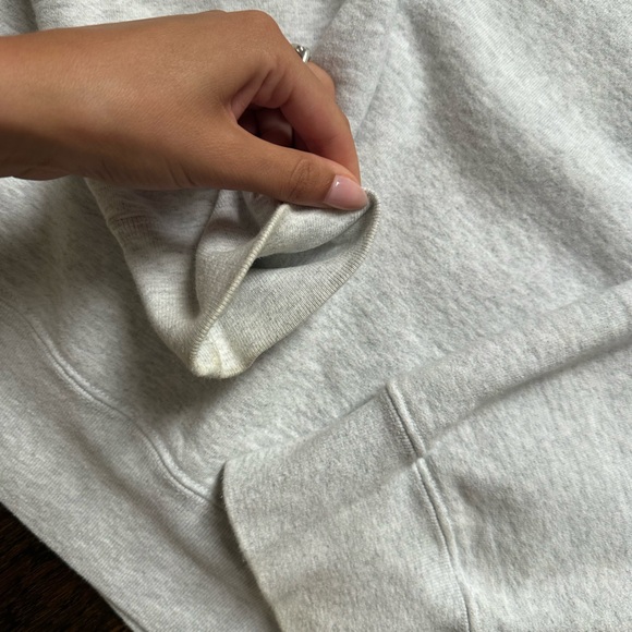 REAL Supreme Crewneck - Picture 5 of 5